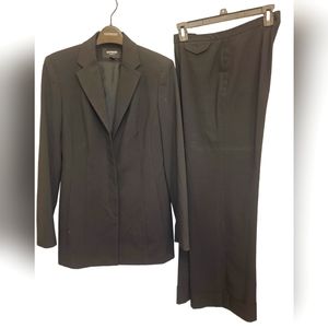 Vintage Express womens suit jacket and pants black